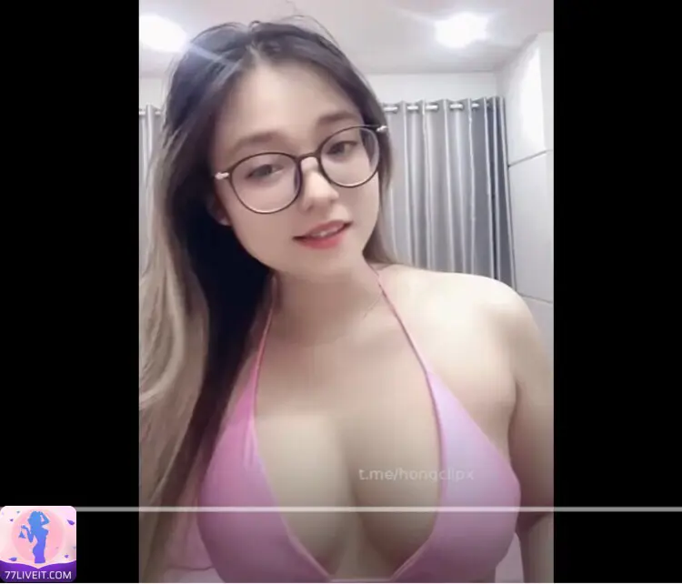 Rubbi 77live Diện Bikini Hồng Nữ Tính Show Hàng Hình 7